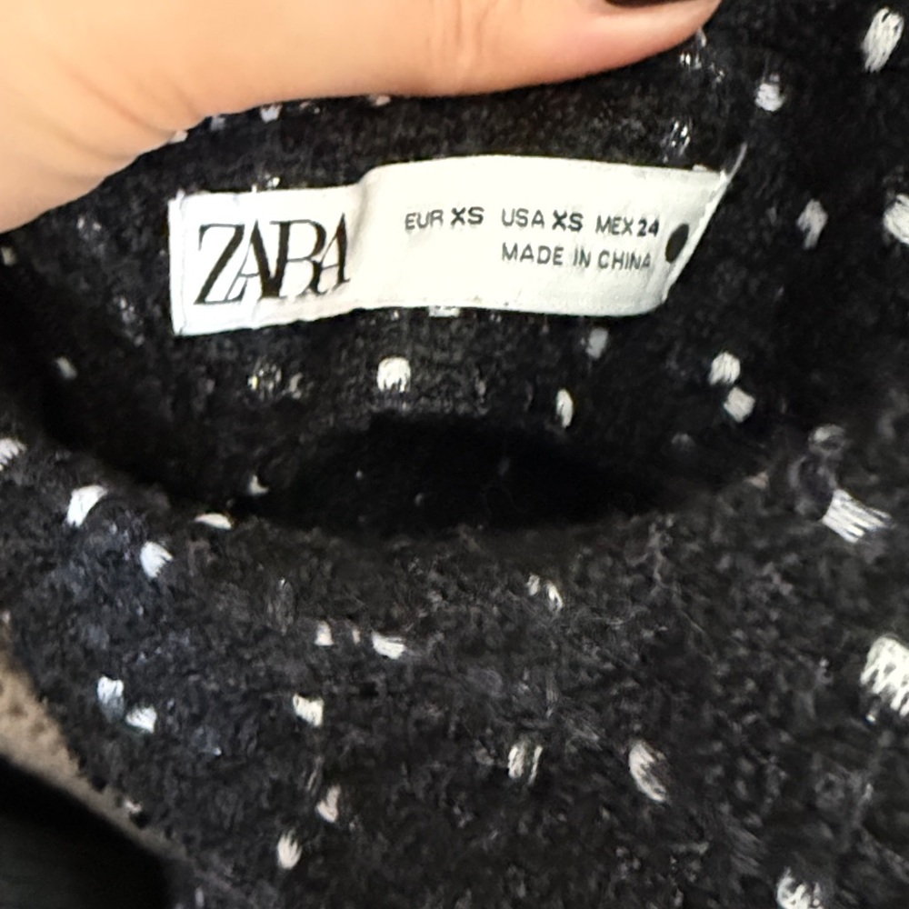 Zara Black & white tweed Mini Dress with Pearl Details - Picture 6 of 10